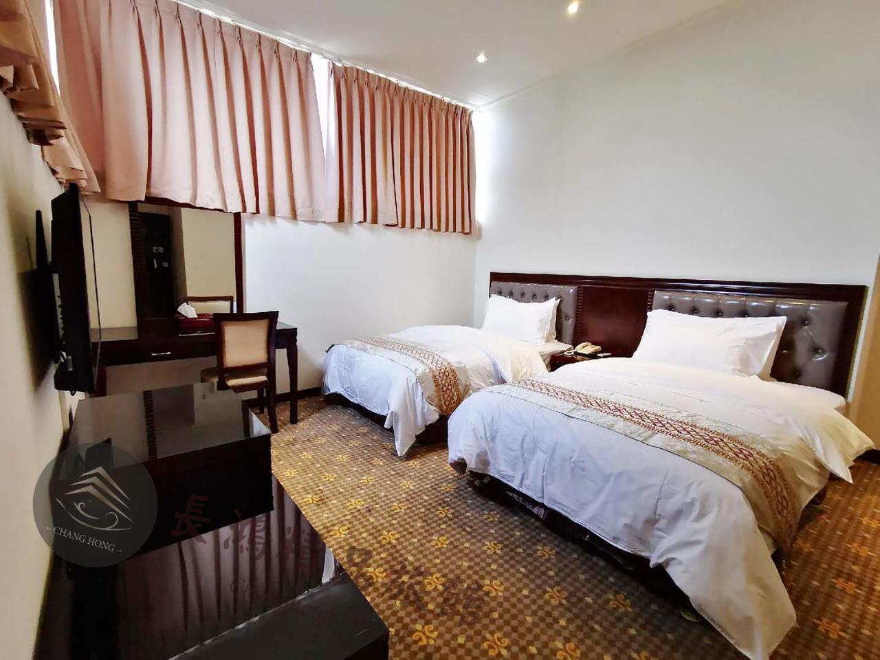 Chang Hong Hotel Jinning Екстериор снимка