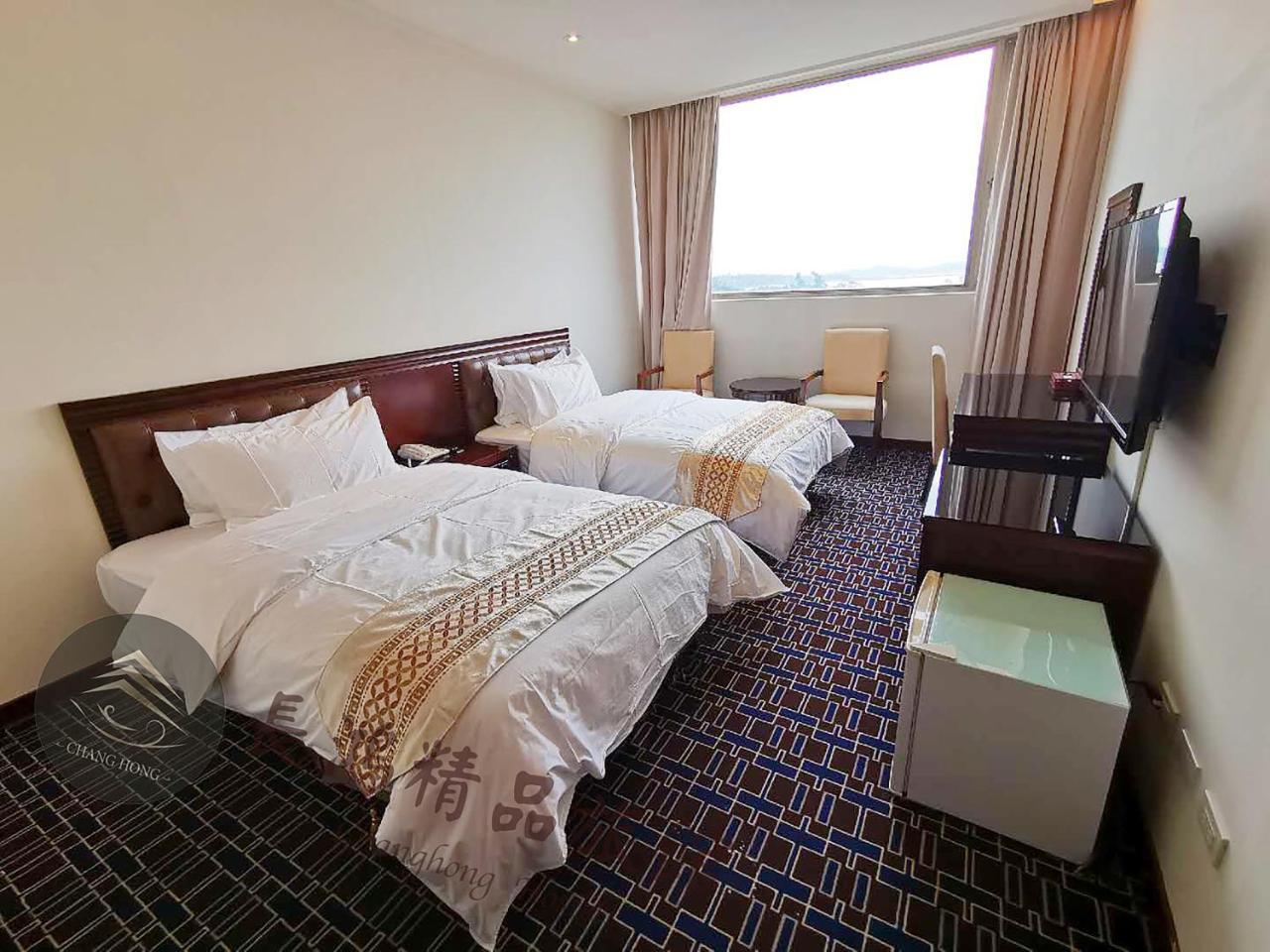 Chang Hong Hotel Jinning Екстериор снимка